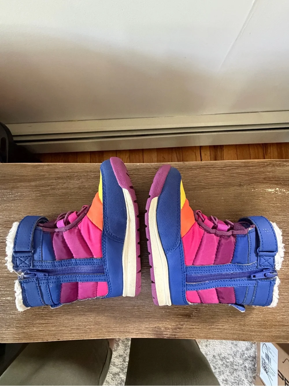 Merrell Kids Blue Pink Orange Yellow Rainbow Snow Boots size 7